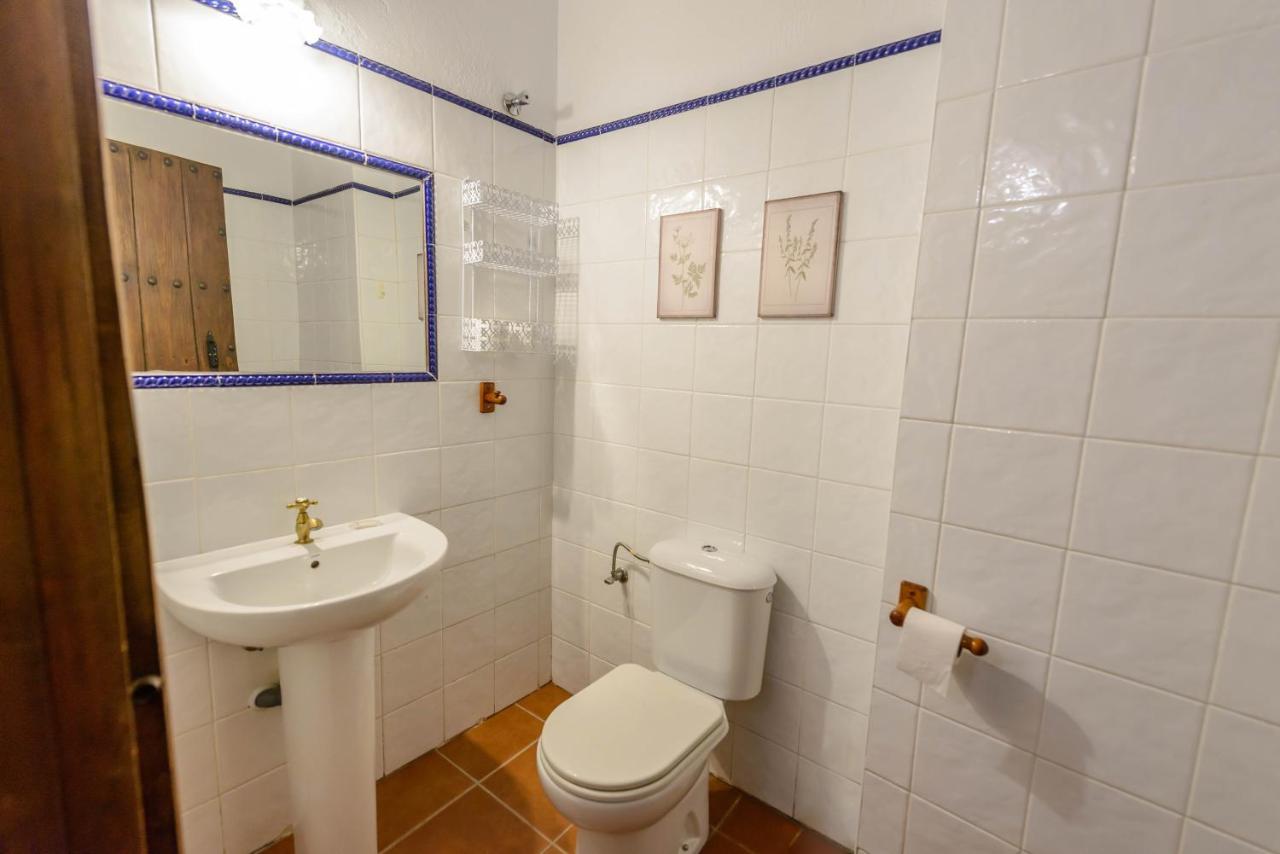 Holiday Home El Pilarillo Piscina Compartida Alcaucin Exterior photo