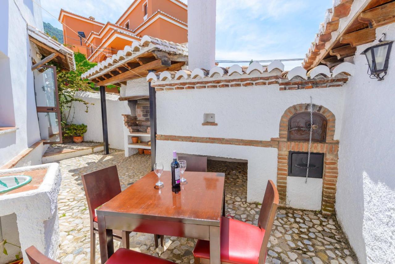 Holiday Home El Pilarillo Piscina Compartida Alcaucin Exterior photo